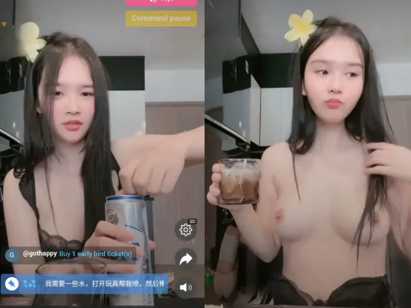 Gái xinh việt live app Trung Quốc show lồn P2